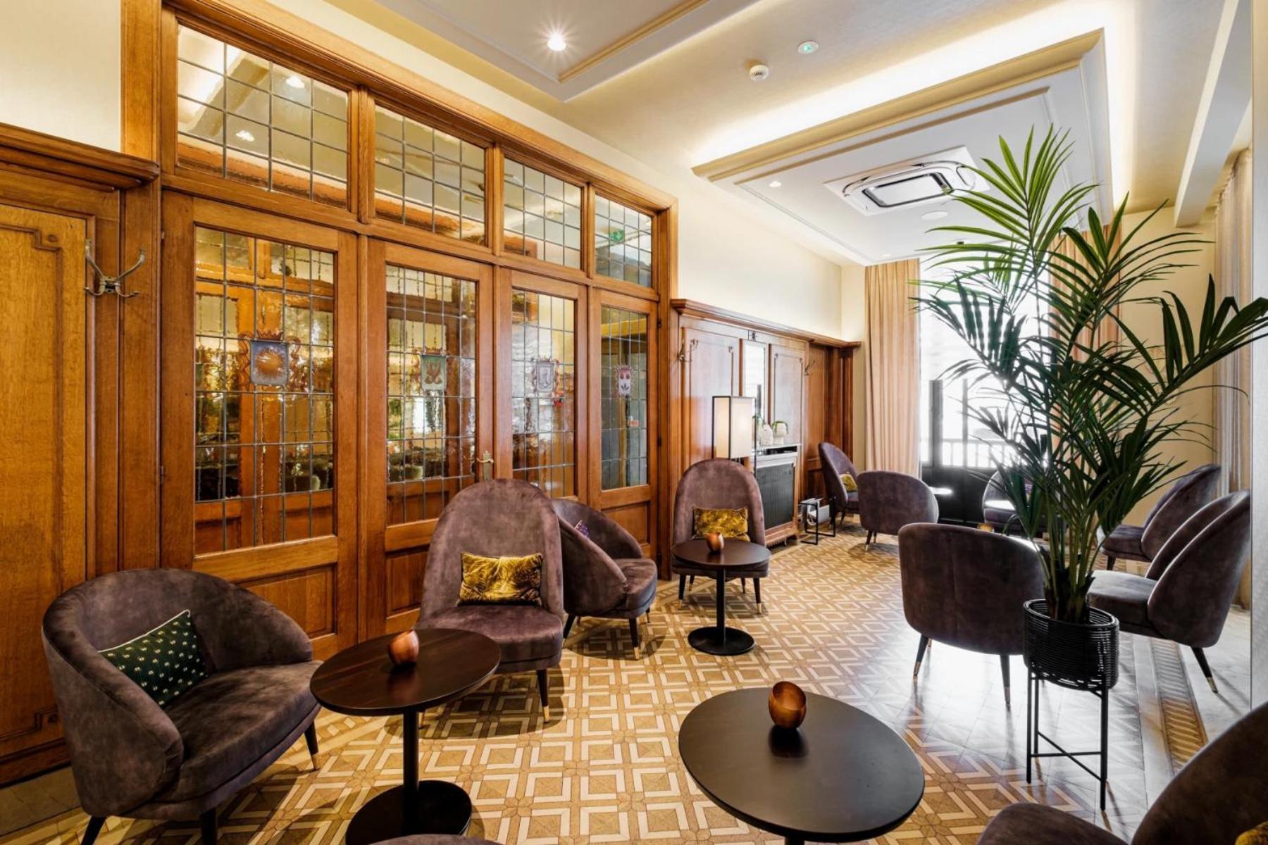 Hotel Royal De Panne Bagian luar foto